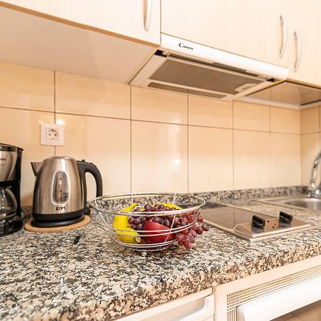 Apartamentos En El Centro De Los Cristianos Arona  Extérieur photo