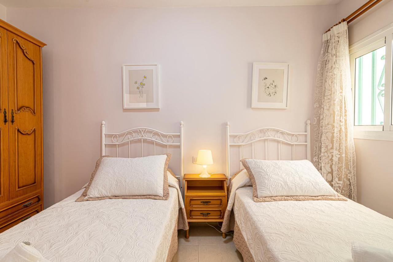 Apartamentos En El Centro De Los Cristianos Arona  Extérieur photo