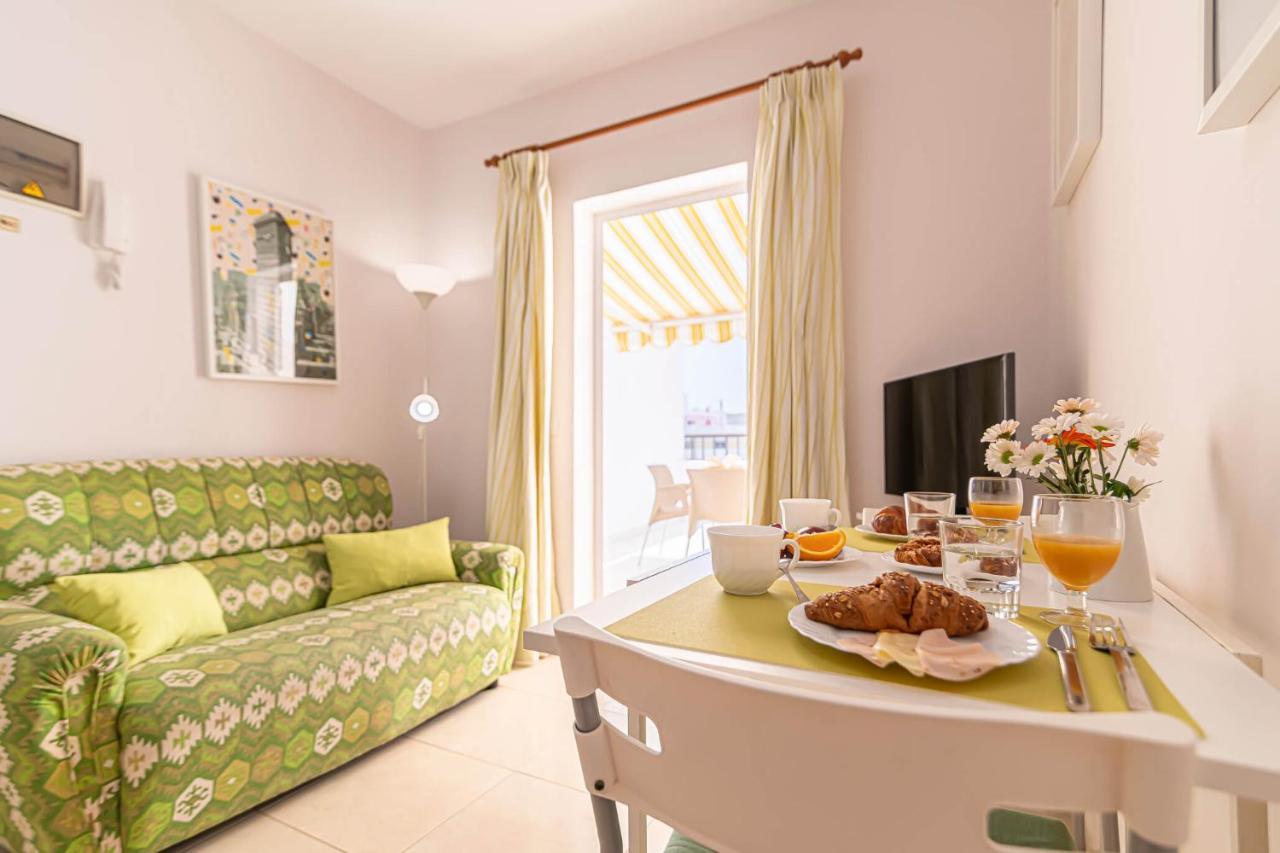 Apartamentos En El Centro De Los Cristianos Arona  Extérieur photo