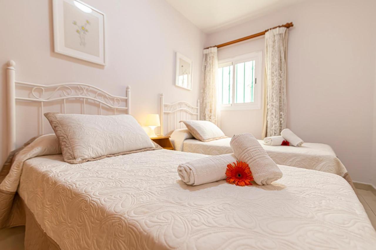 Apartamentos En El Centro De Los Cristianos Arona  Extérieur photo