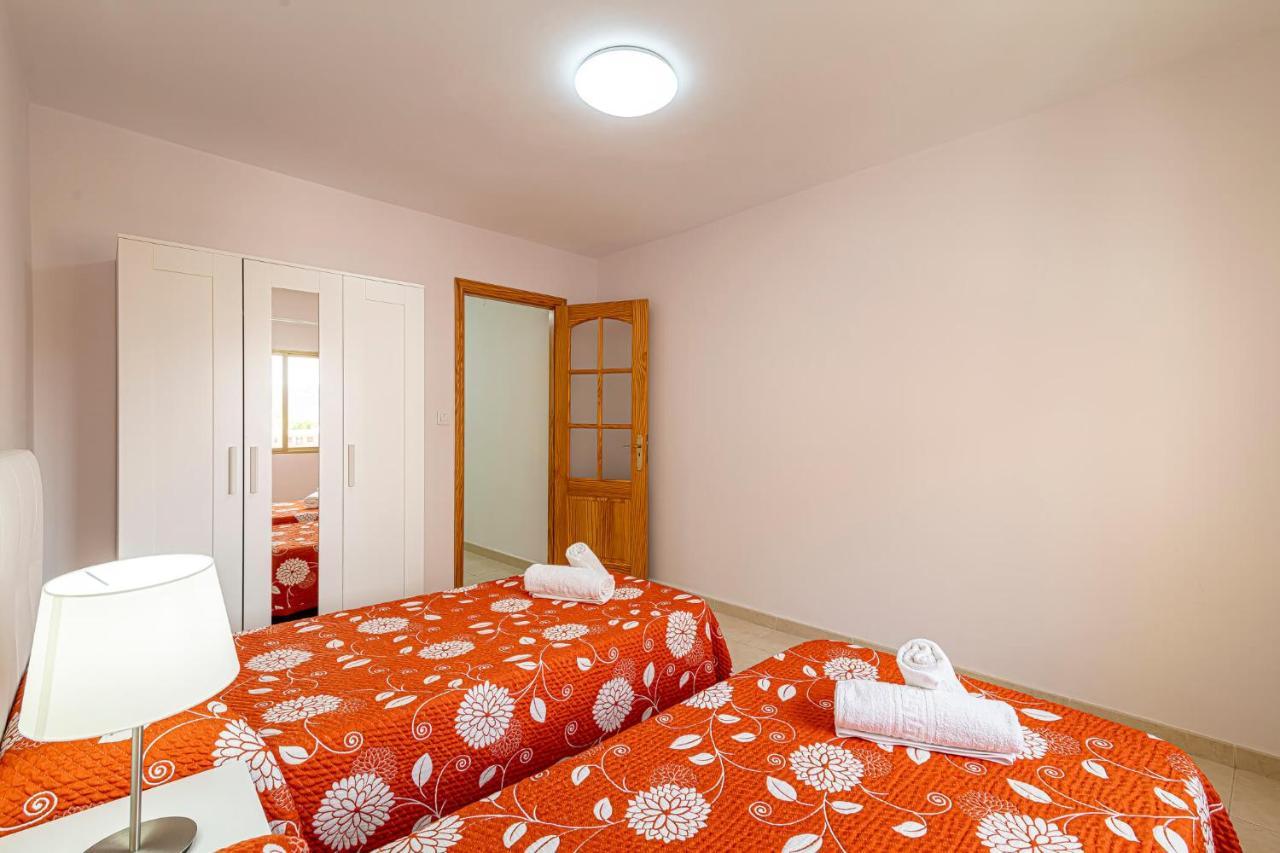 Apartamentos En El Centro De Los Cristianos Arona  Extérieur photo
