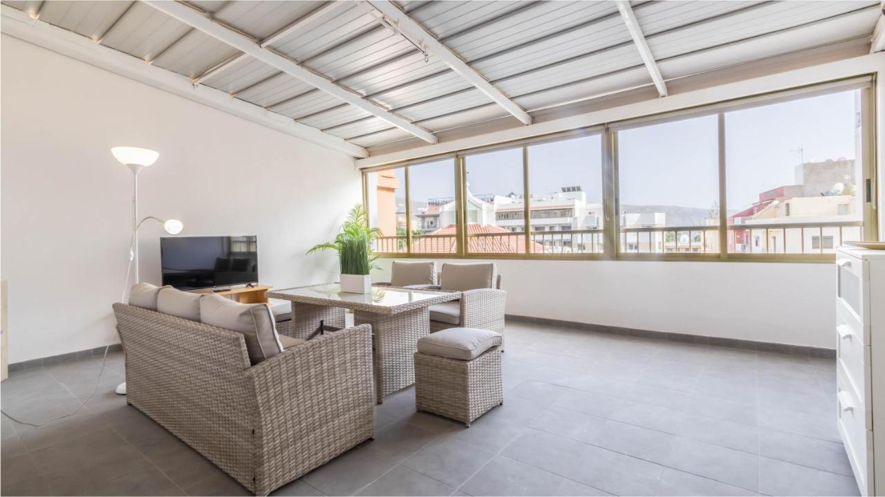 Apartamentos En El Centro De Los Cristianos Arona  Extérieur photo